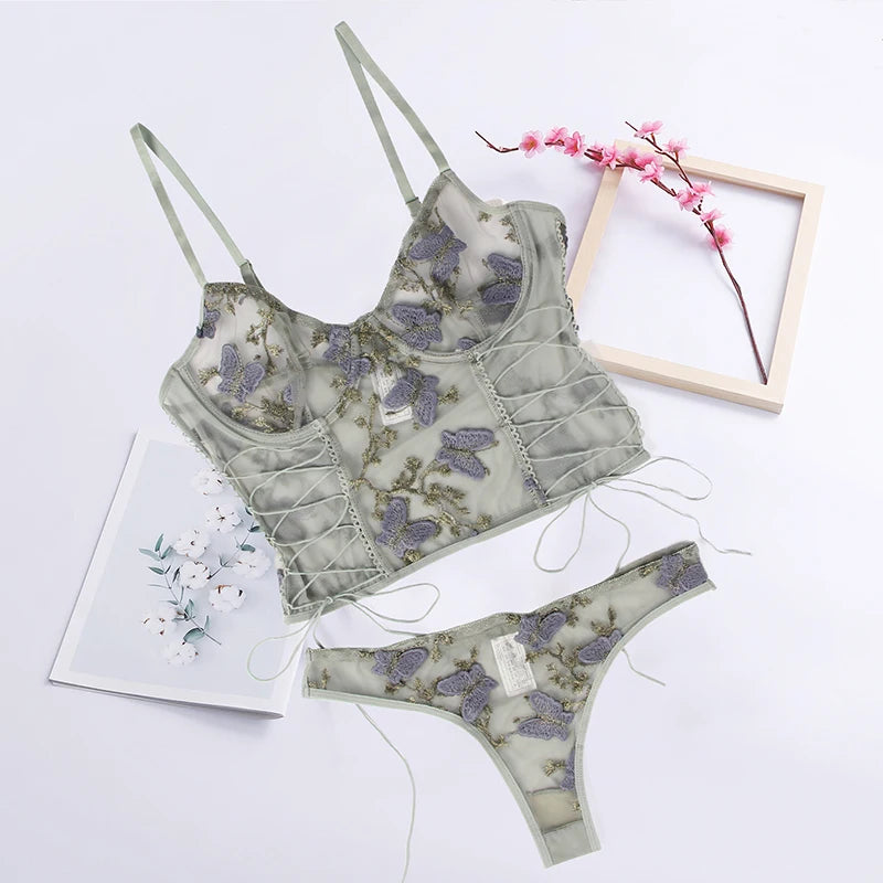 lingerie set | Women's Plus Size Lingerie Set - Floral Lace Bra and Panties - XS-4XL